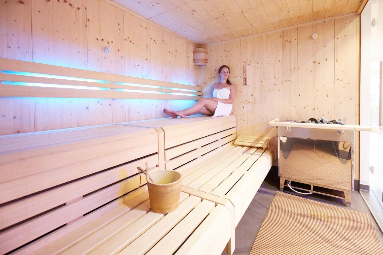 Wander- & Wellnesshotel Naegele Höchenschwand Eksteriør bilde